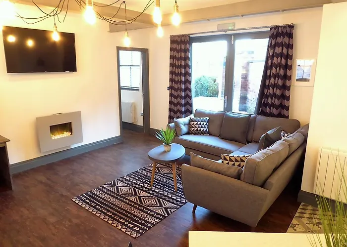 Stables At The Coach House Apartment *